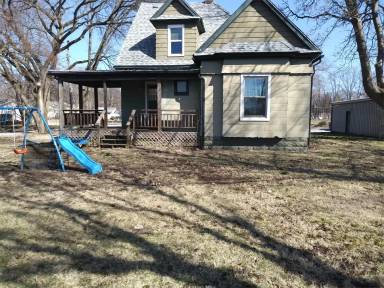 Main picture of 4585 N Michigan St