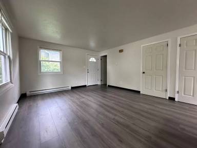 Main picture of 816 7th St