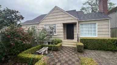 Main picture of 4406 29th Ave W