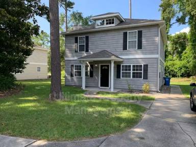 Main picture of 3913 Wilshire Blvd
