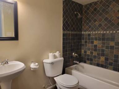 Main picture of 10428 S 47th St