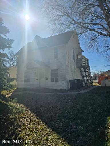 Main picture of 5006 Morningside Ave