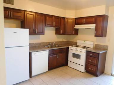 Main picture of 1919 2040 Sussex Way