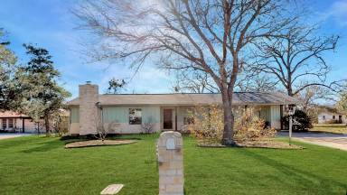 Main picture of 1106 Marsteller Ave