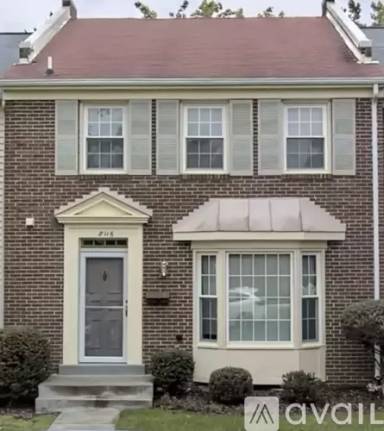 Main picture of 8116 Sleepy View Ln