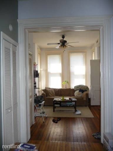 Main picture of 1448 N Maplewood Ave
