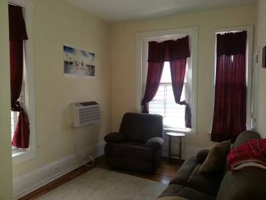 Main picture of 505 S 42nd St