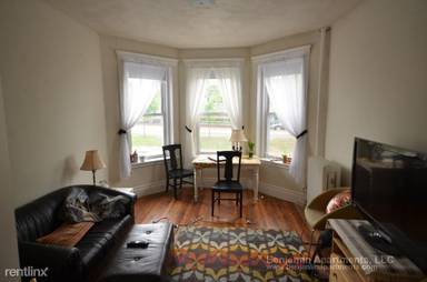 Main picture of 1350 Commonwealth Ave