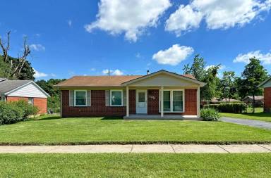 Main picture of 1073 Briarwood Dr