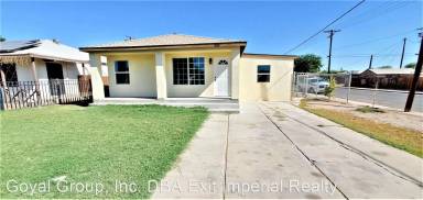 Main picture of 706 W Euclid Ave