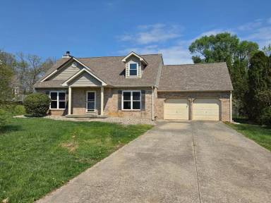 Main picture of 888 N Woodland Dr