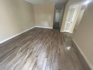 Main picture of 2912 Chatsworth Rd