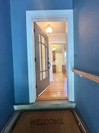 Main picture of 1325 24th Ave
