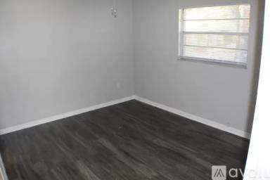 Main picture of 857 Lyndhurst St