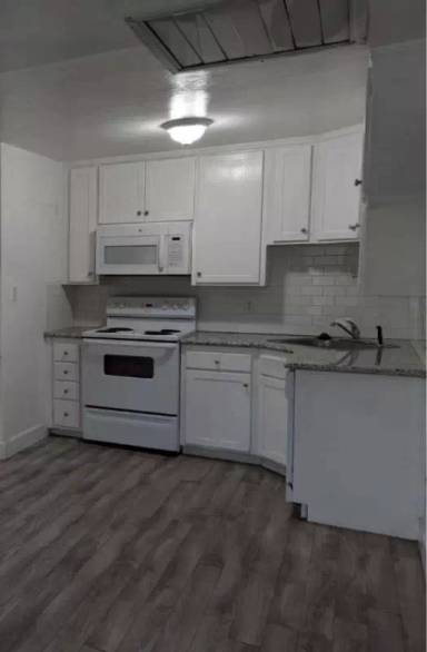 Main picture of 812 N St
