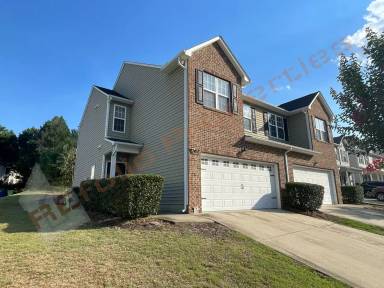 Main picture of 2452 Bay Harbor Dr