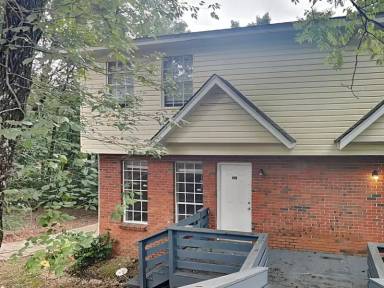 Main picture of 1711 6th Place Cir NW