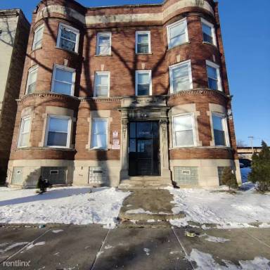 Main picture of 5938 S Calumet Ave