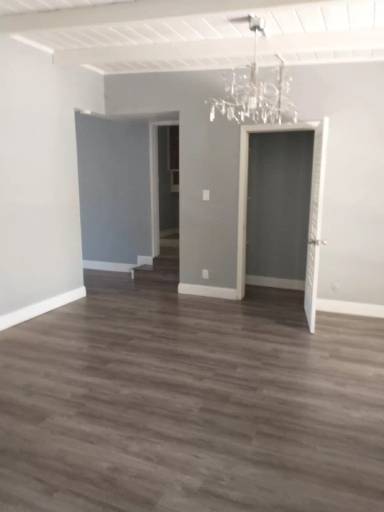 Main picture of 410 S Orange Ave