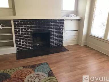 Main picture of 1693 Gladstone St