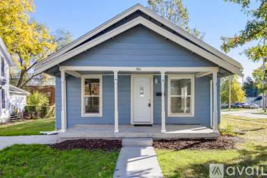 Main picture of 301 2nd St