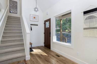 Main picture of 27 M L Reagan Dr