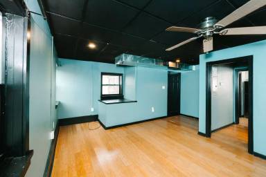 Main picture of 922 Western Ave