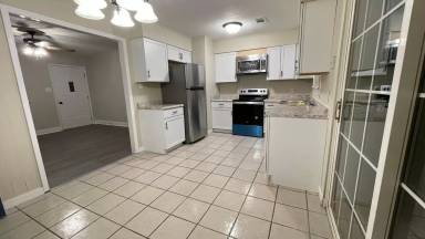 Main picture of 1128 35th St