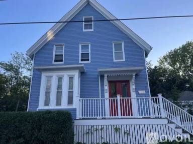 Main picture of 329 Cedar St
