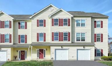 Main picture of 2304 Sunny Hill Cir