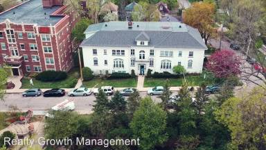 Main picture of 730 5th St SW