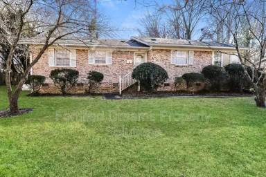 Main picture of 1801 W Cone Blvd