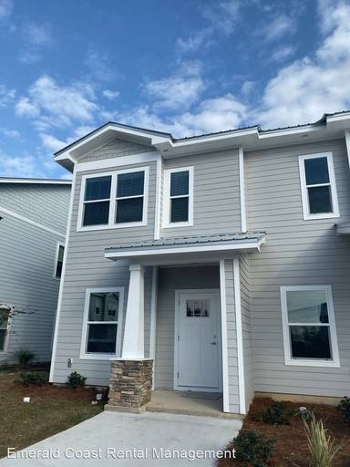 Main picture of 50 Palm St