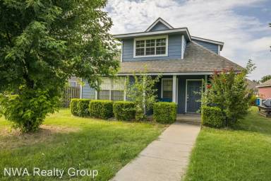 Main picture of 3905 SW Gibson Ave