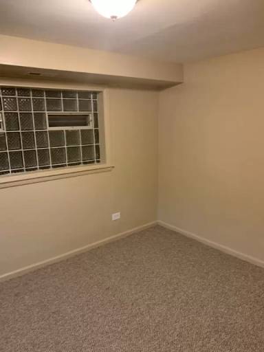 Main picture of 2914 W 63rd St