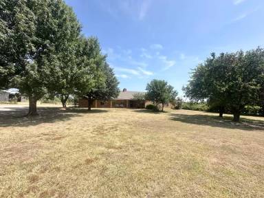Main picture of 2829 Bailey Ln