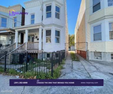 Main picture of 185 Fulton Ave