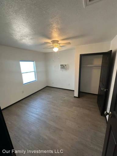 Main picture of 3115 W 41st St