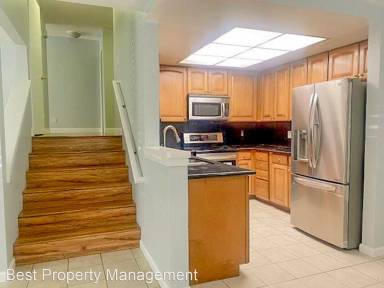 Main picture of 39993 Fremont Blvd