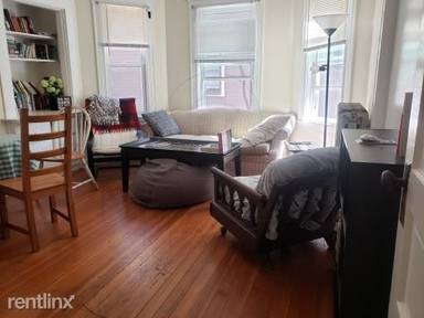 Main picture of 1 Walker St