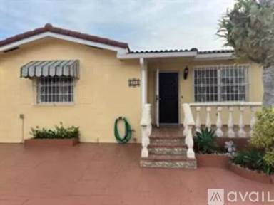 Main picture of 3894 NW 5th St
