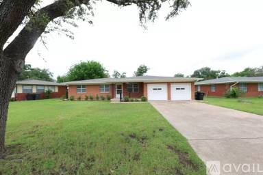 Main picture of 2106 S 47th St