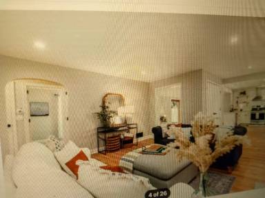 Main picture of 239 Farmington Ave