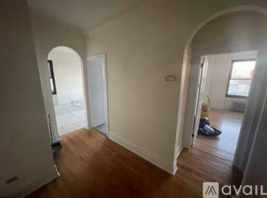Main picture of 168 2nd Ave