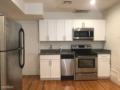 Main picture of 10 Brainerd Rd