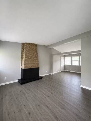 Main picture of 10448 Halls Ferry Rd