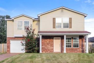 Main picture of 10007 Branley Oak Dr
