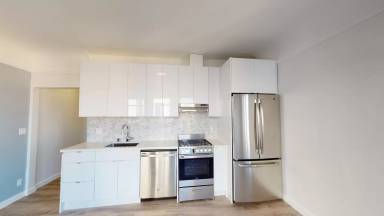 Main picture of 90 Alhambra
