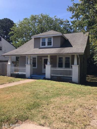 Main picture of 243 Clifton St