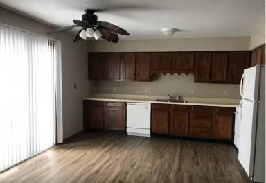 Main picture of 308 W Charter Dr